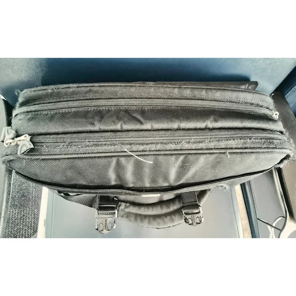 Oakley vintage bag